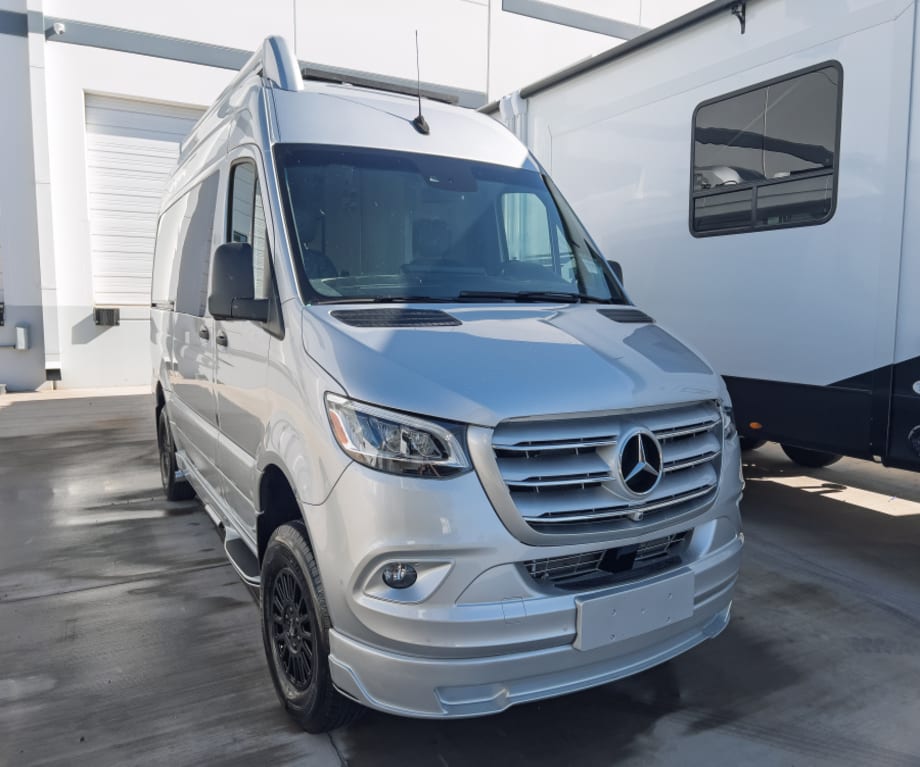 2026 Tiffin Motorhomes TIFFIN