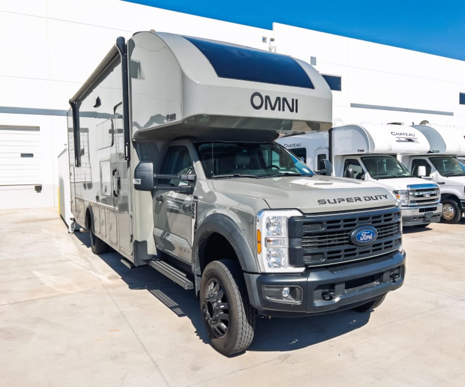 2027 Thor Motor Coach Omni
