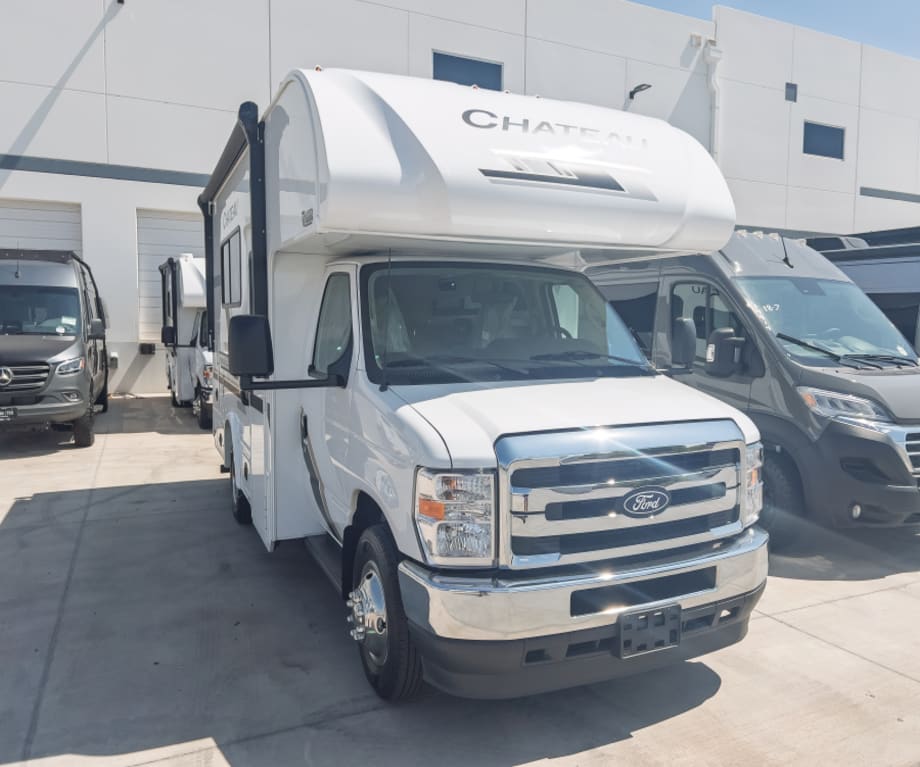2027 Thor Motor Coach Chateau