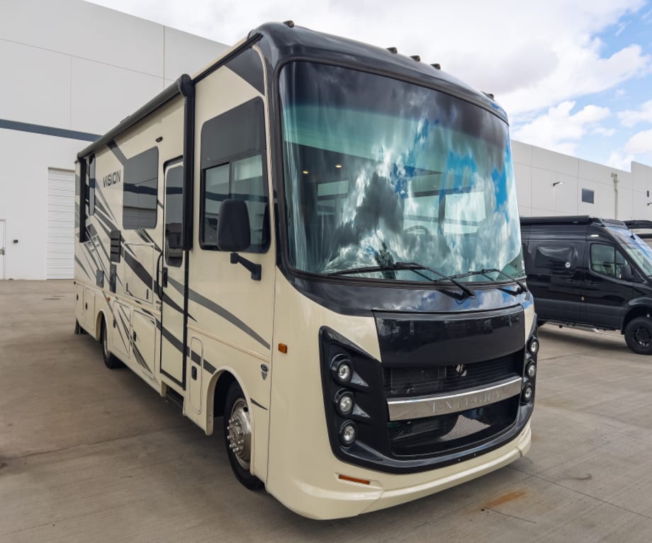 2023 Entegra Coach Vision 27a