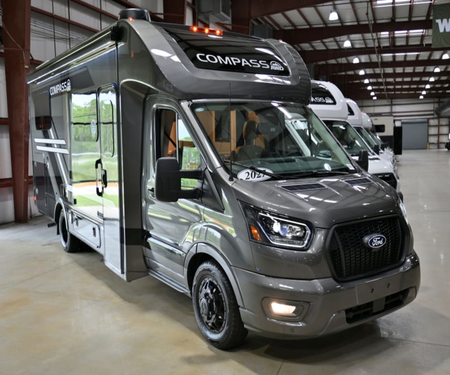 2027 Thor Motor Coach Compass Awd
