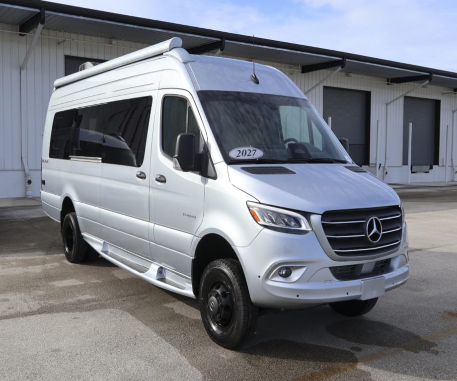 2027 Entegra Coach Insignia