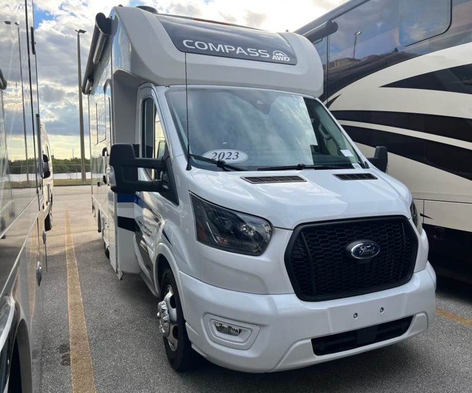 2023 Thor Motor Coach Compass 23te