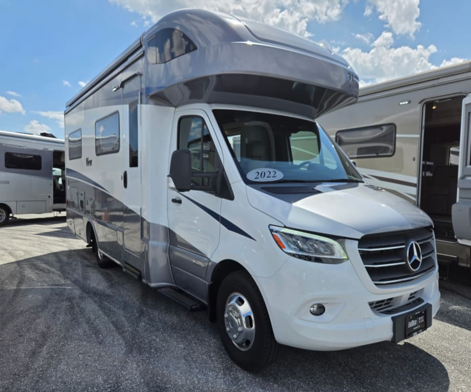 2022 Winnebago View 24j