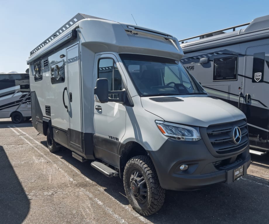 2026 Tiffin Motorhomes OPEN TRAIL