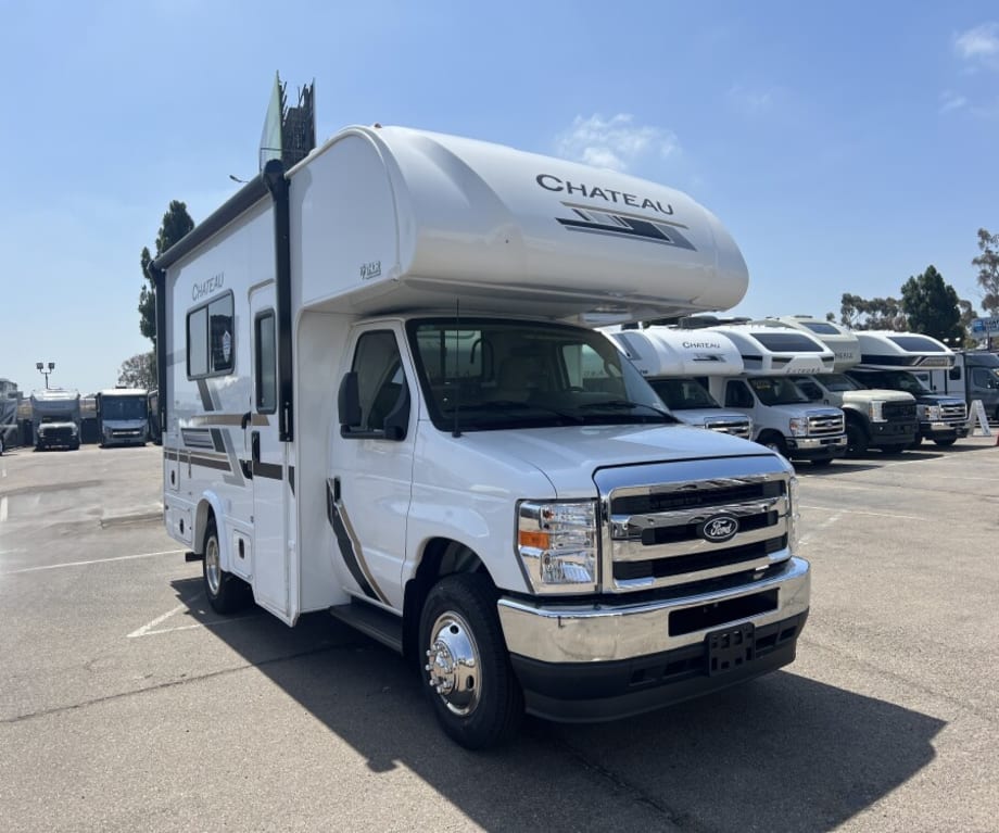 2027 Thor Motor Coach Chateau