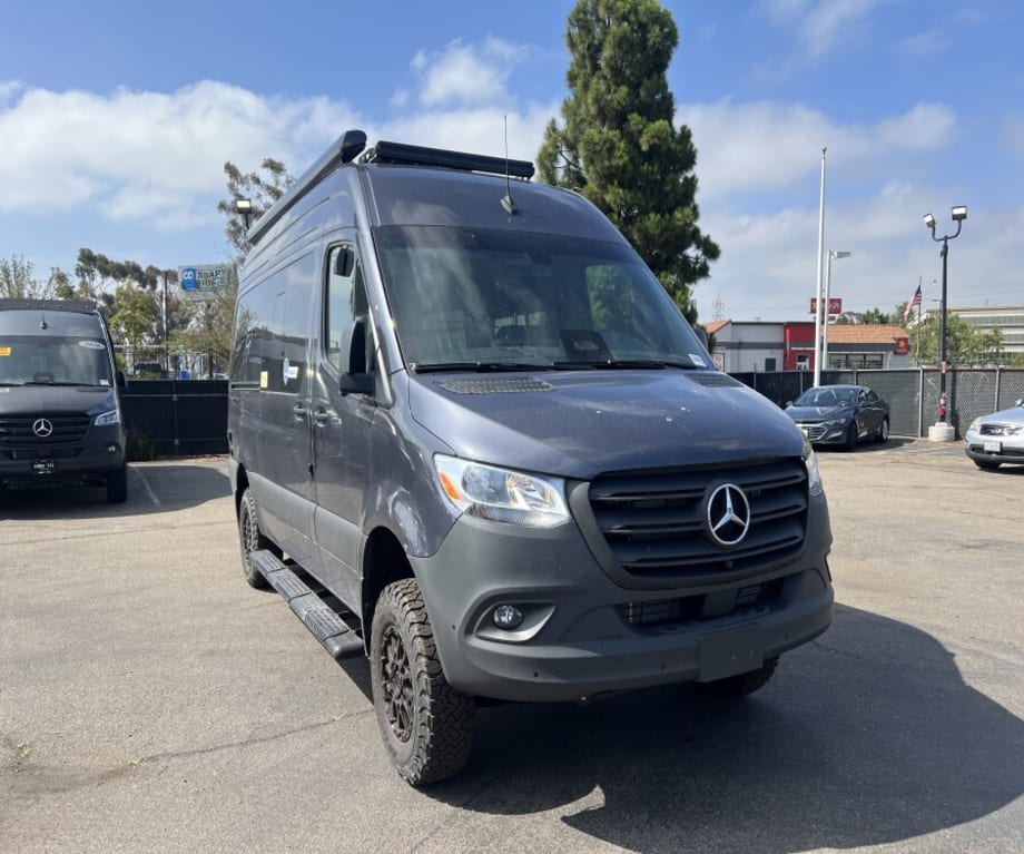 2027 Thor Motor Coach Tranquility 19a