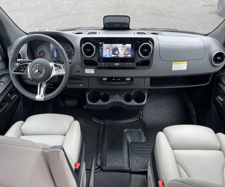 2027 Turismo-ion