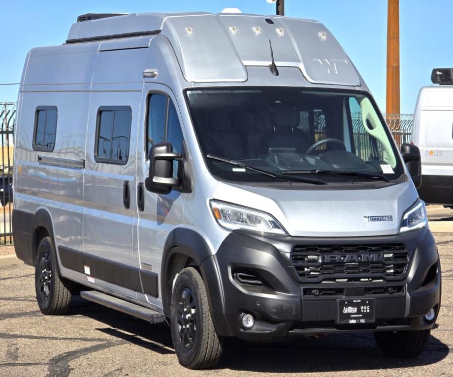 2026 Winnebago Solis 59px