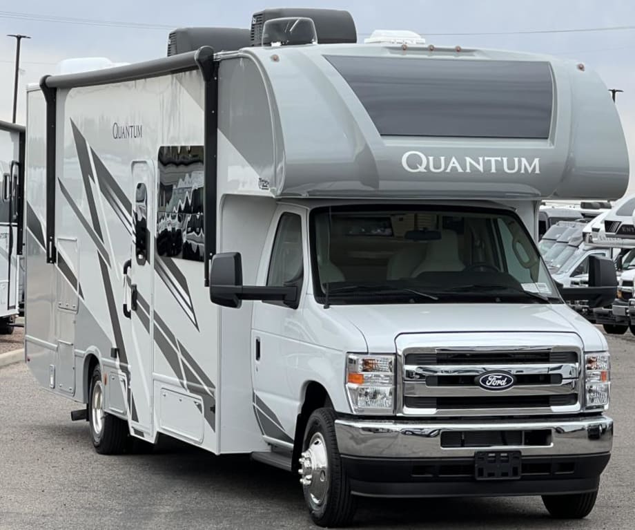 2026 Thor Motor Coach Quantum Kw29