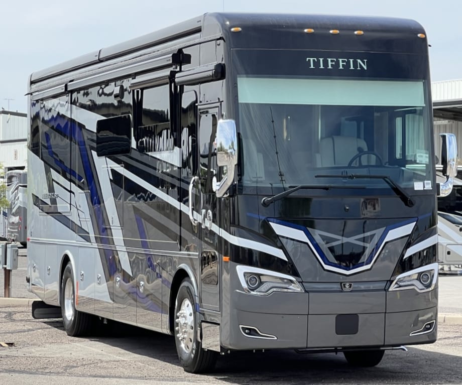 2026 Tiffin Motorhomes Allegro Bus