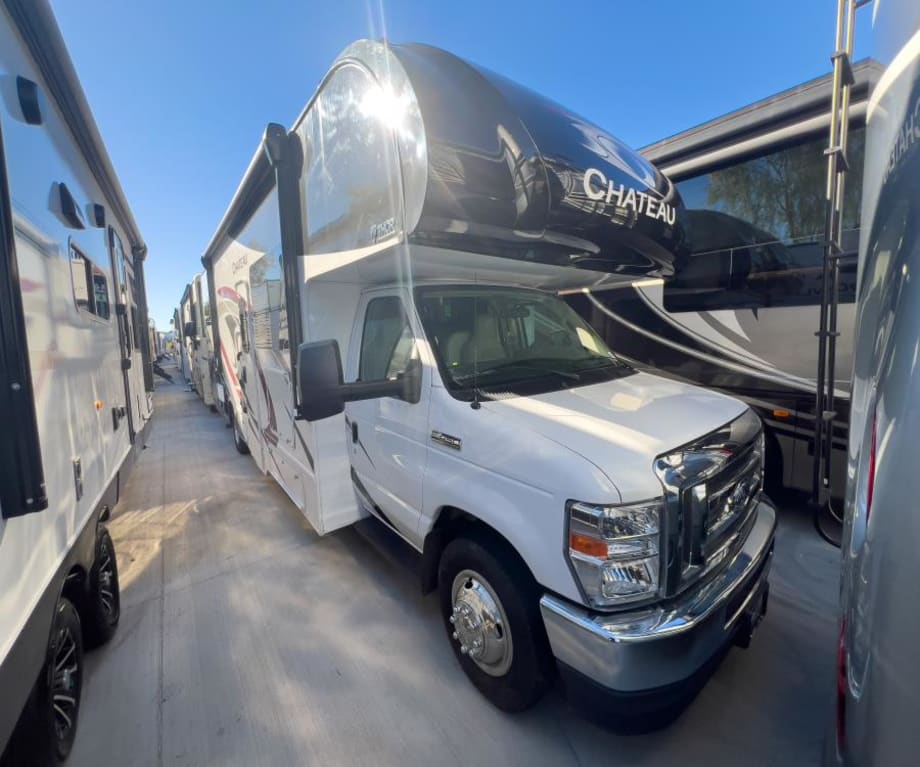 2023 Thor Motor Coach Chateau 31e