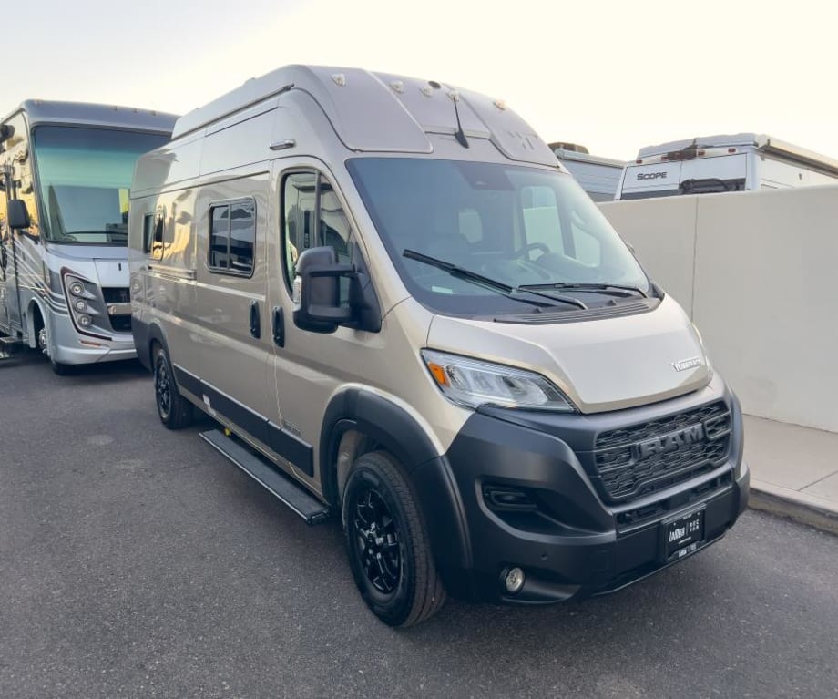 2026 Winnebago Solis 59px