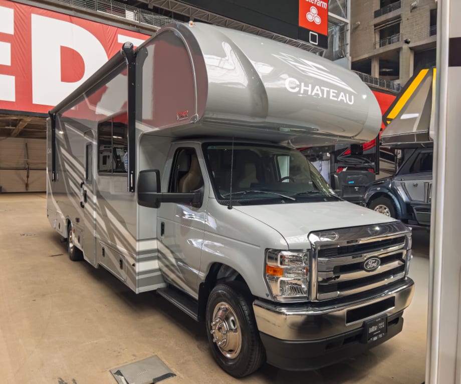 2027 Thor Motor Coach Chateau