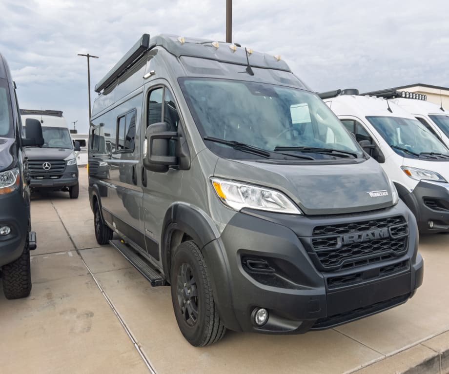 2024 Winnebago Solis 59p