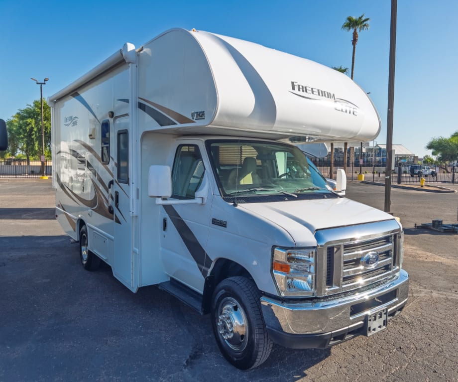 2017 Thor Motor Coach Freedom Elite 22fe