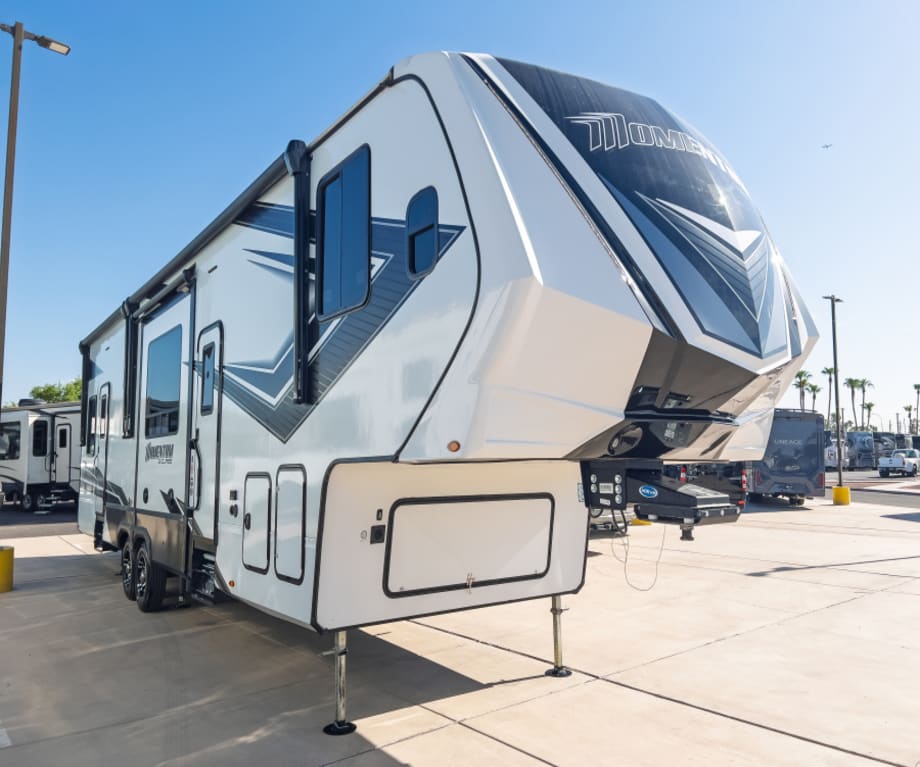 2022 Grand Design Momentum 350g