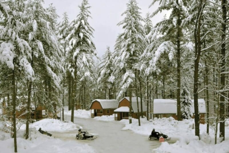 The Best RV Campgrounds to Stay at This Christmas Across the Country