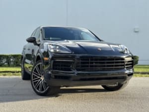 2021 Porsche Cayenne  (Black) For Rent In Miami Fort Lauderdale Palm Beach South Florida