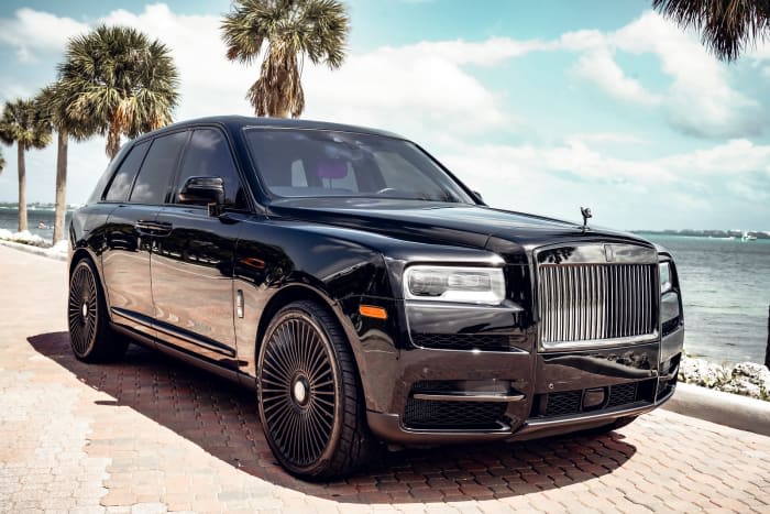 Rolls Royce Phantom Limousine Miami  Luxury Limo Miami