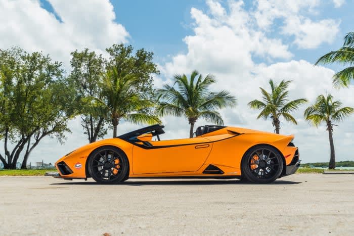 2022 Lamborghini Huracan Evo for Rent—Orange