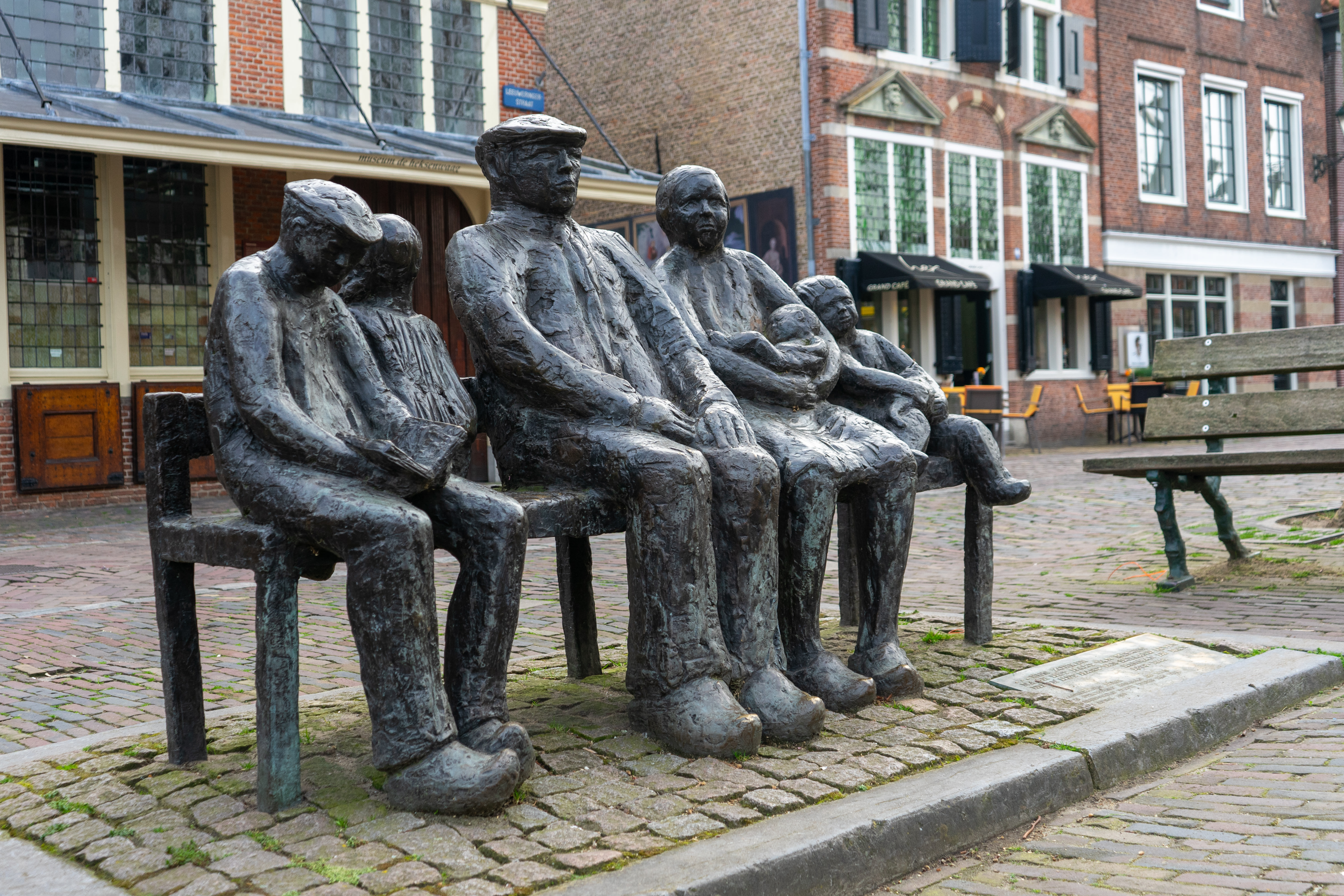 Beeld boerenfamilie van vooraf