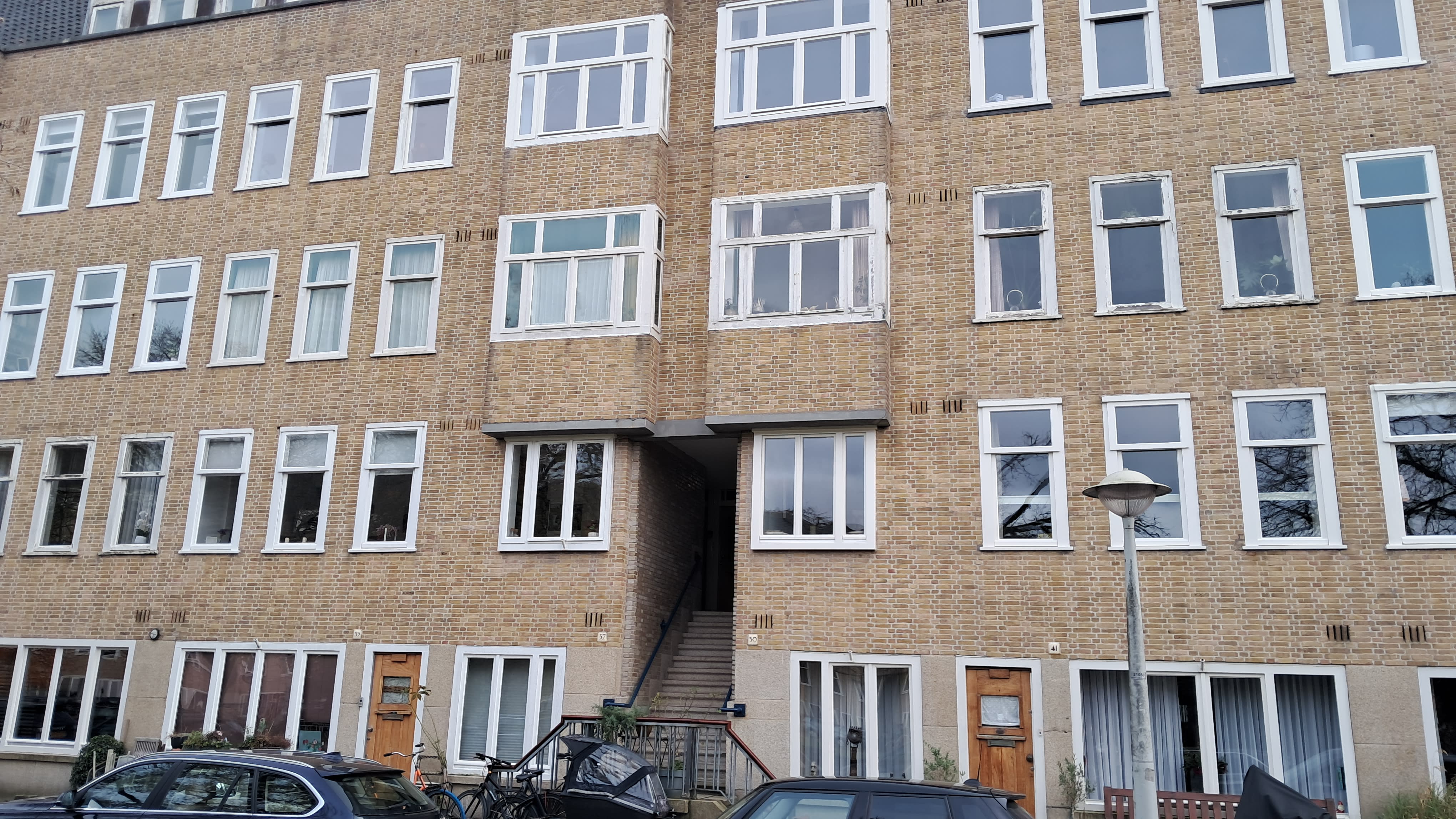 Anne Frank eerste huis op nummer 37-II Merwedeplein