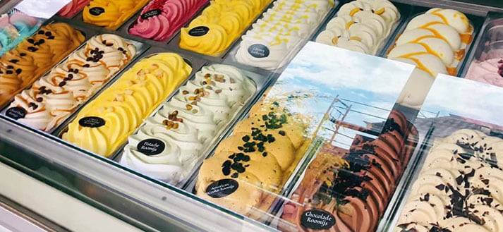 Ambachtelijk Italiaans schepijs