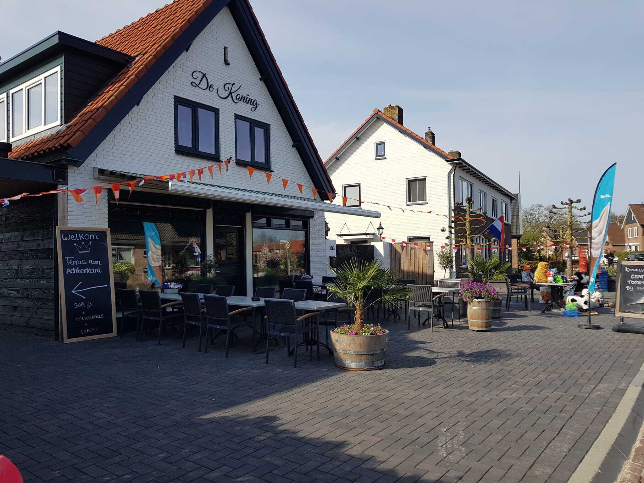 Eetcafé De Koning in Terschuur