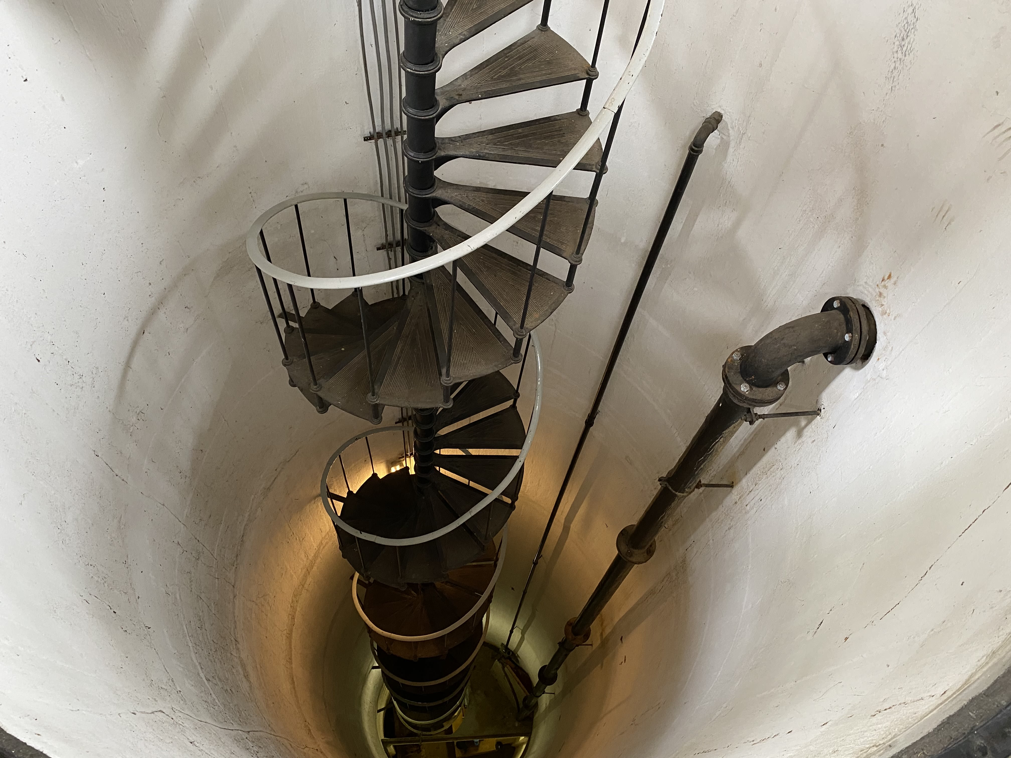 De langste smeedijzeren wenteltrap van Nederland