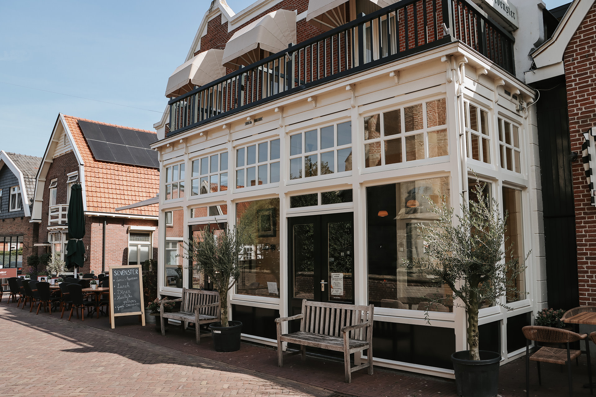 Hotel Restaurant Sevenster vooraanzicht