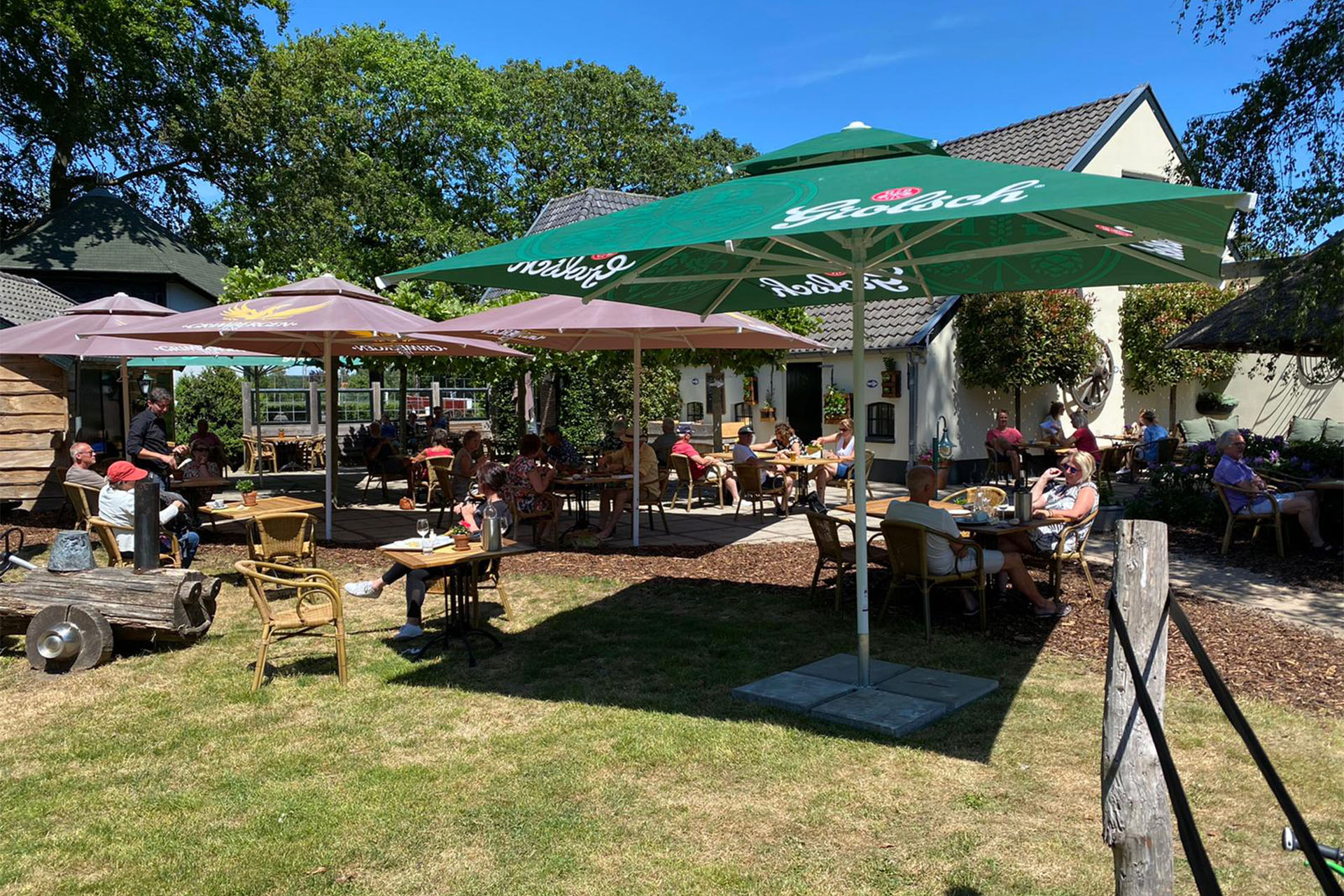 Terras Vroolijke Frans