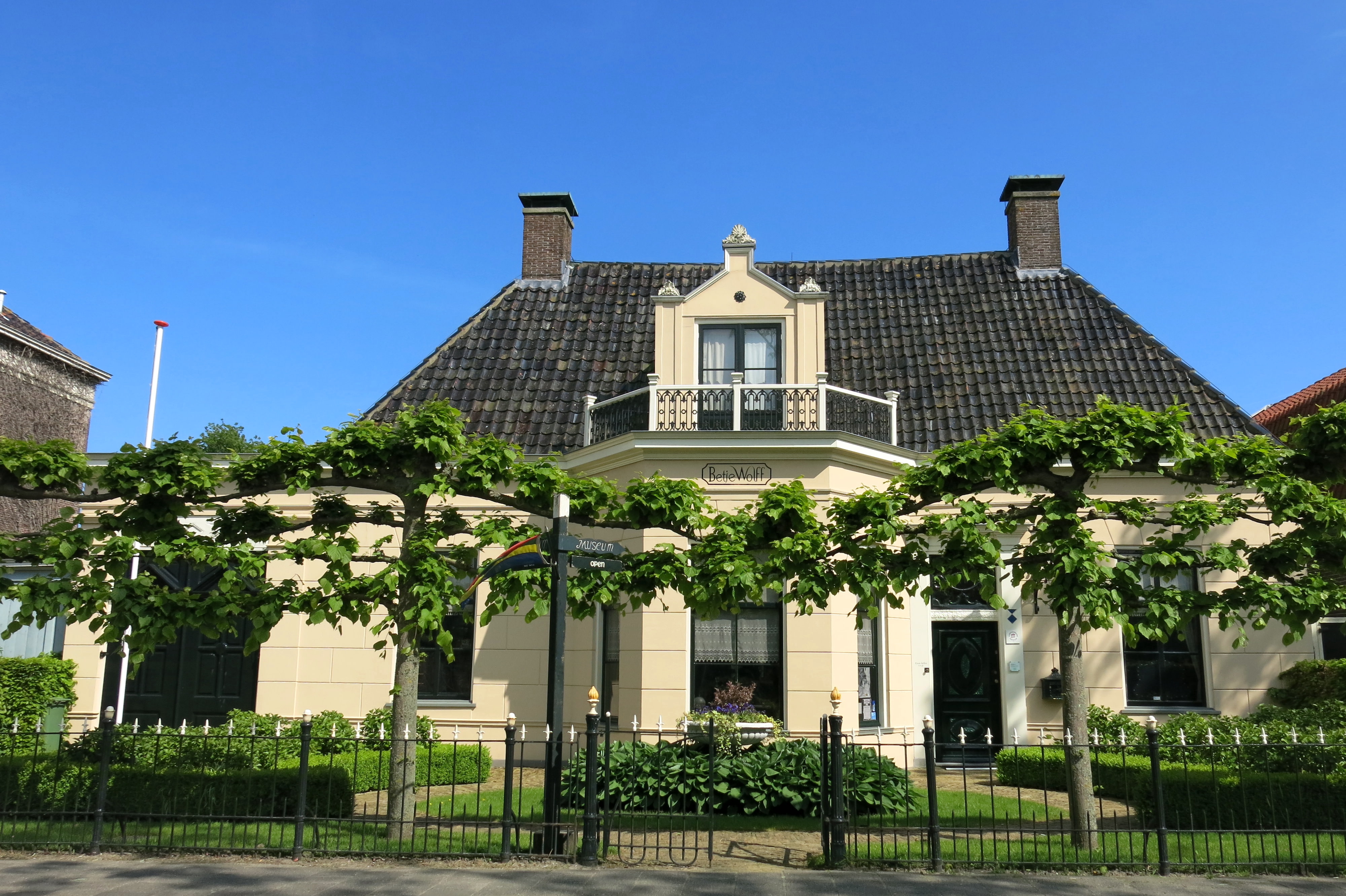 Museum Betje Wolff in de voormalige pastorie