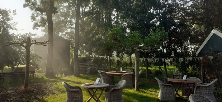 Theeschenkerij terras