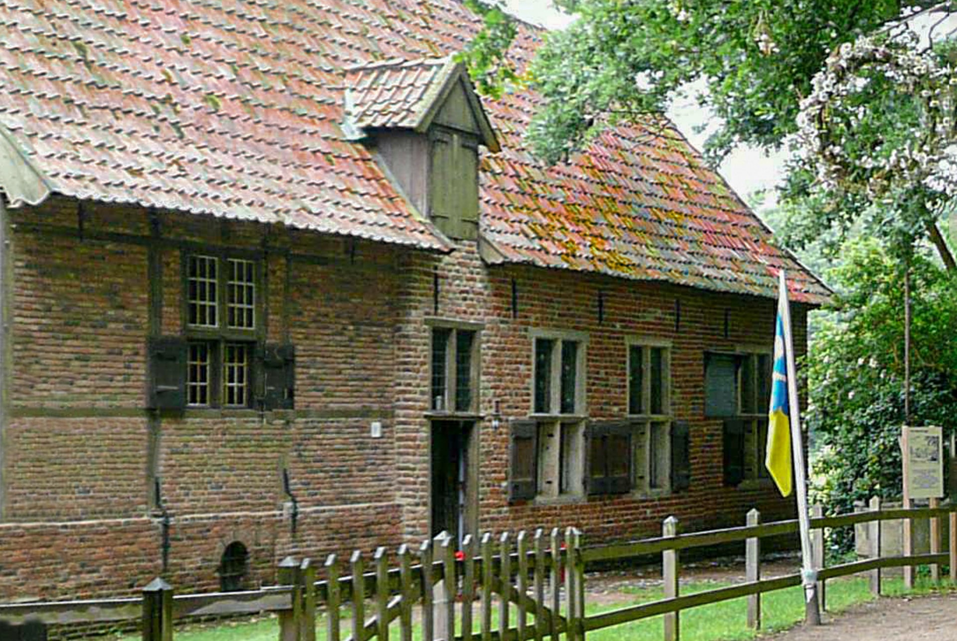 Voorzijde De Lebbenbrugge