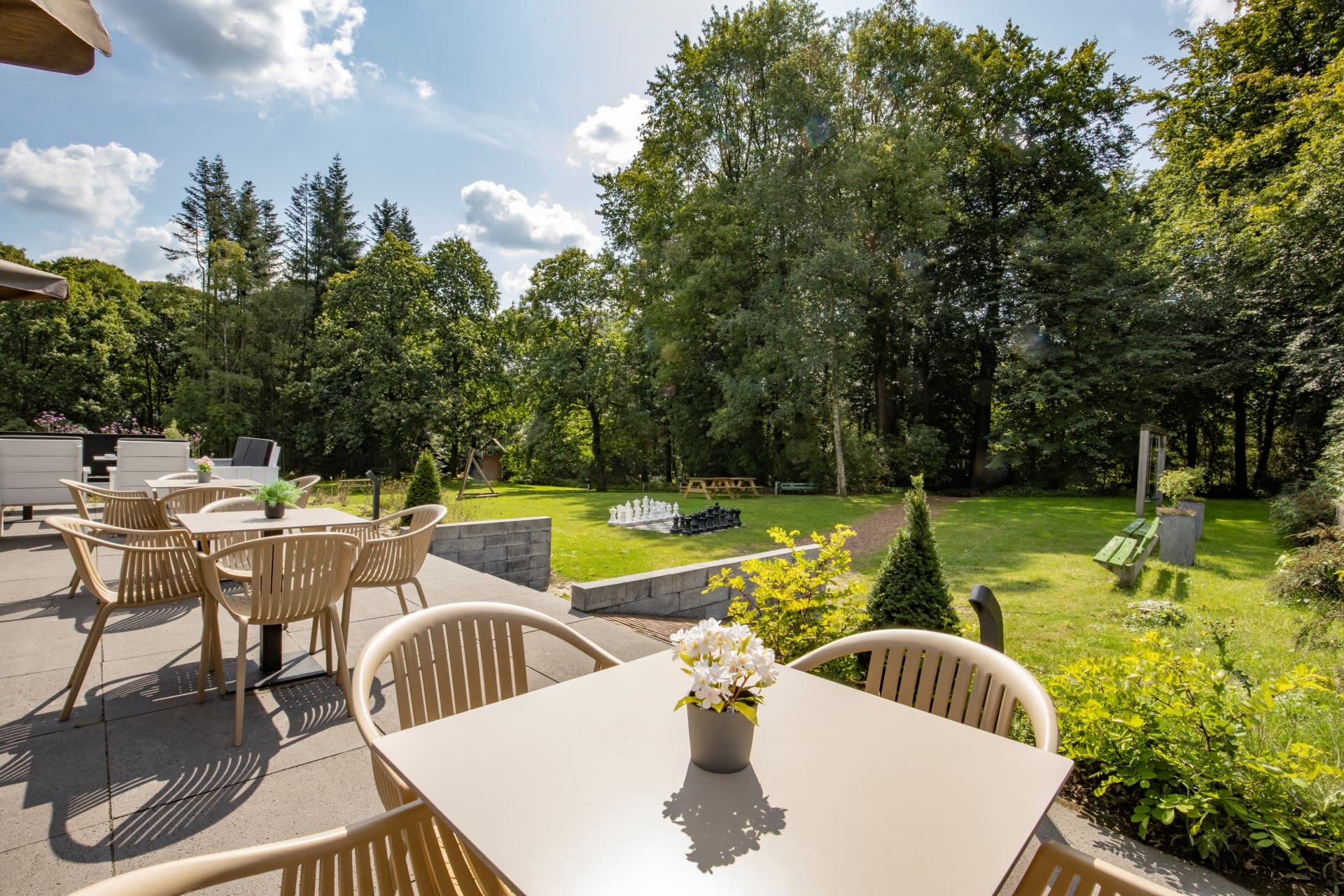 Fletcher Hotel-Restaurant Amersfoort terras