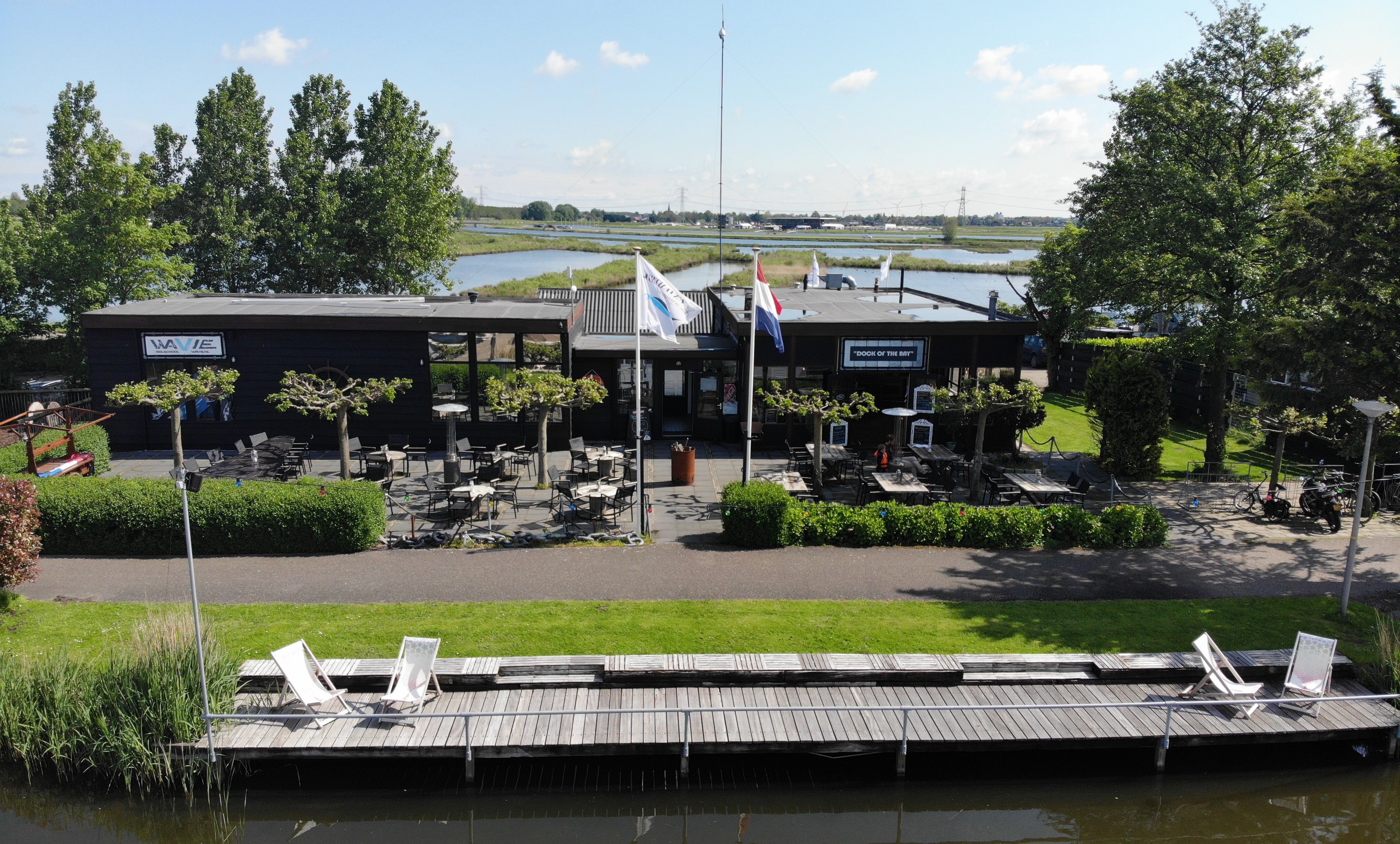 Brasserie aan het water