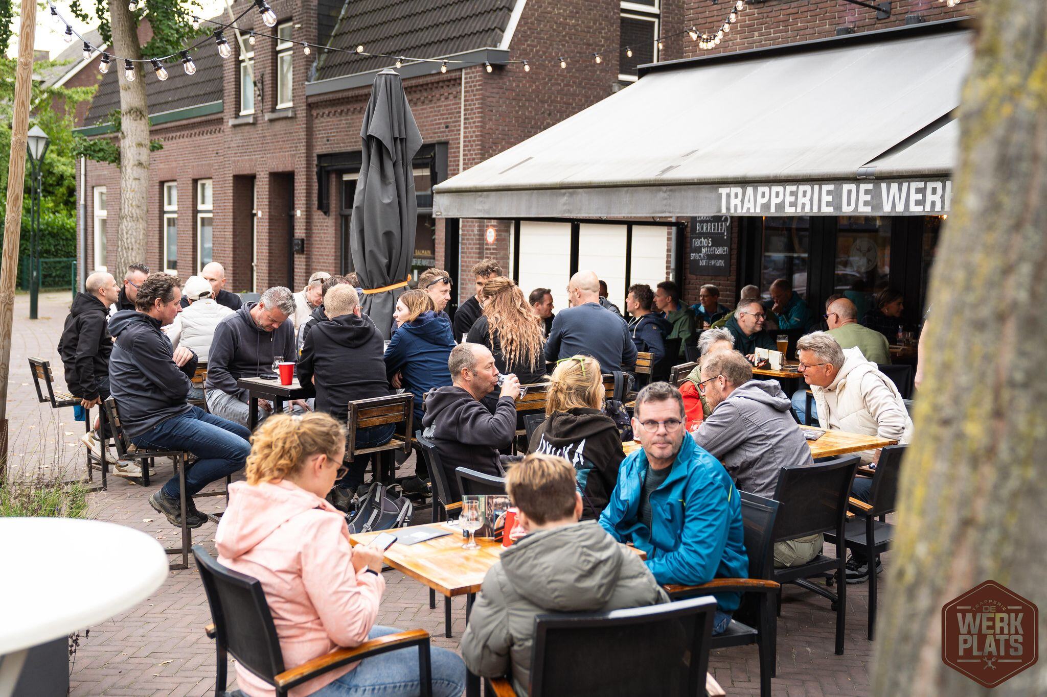 Het terras van Tapperie De Werkplats