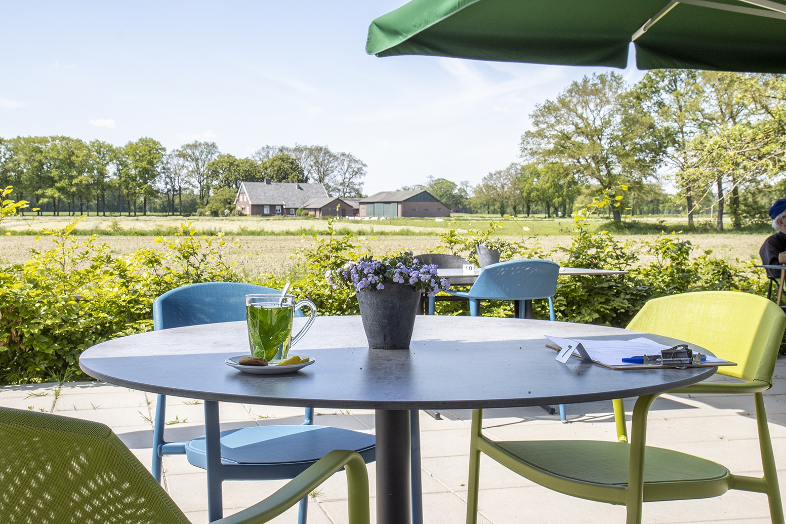 Theehuis de Heerlijke Huiskamer Terras