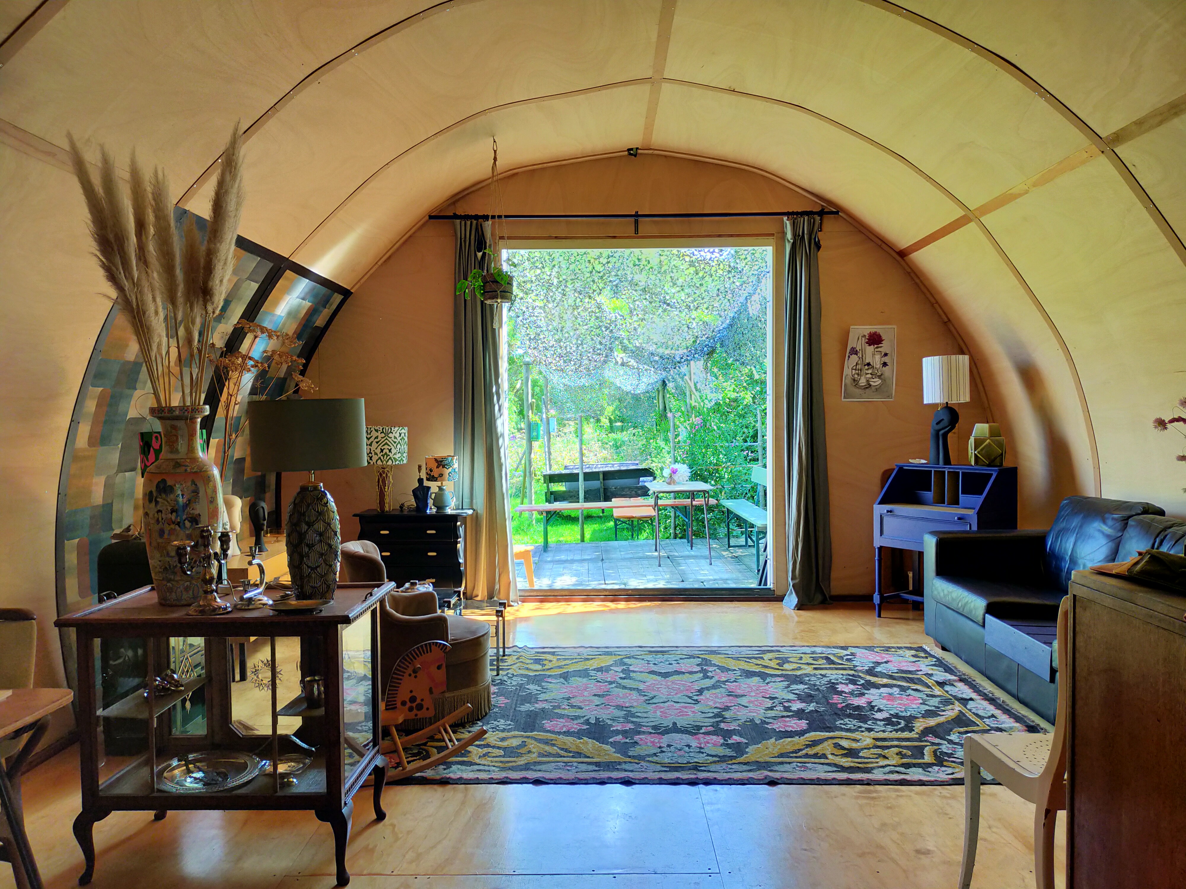 Thee in de tuin - knus