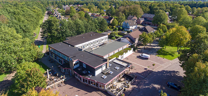 Hotel van Saaze helikopterview
