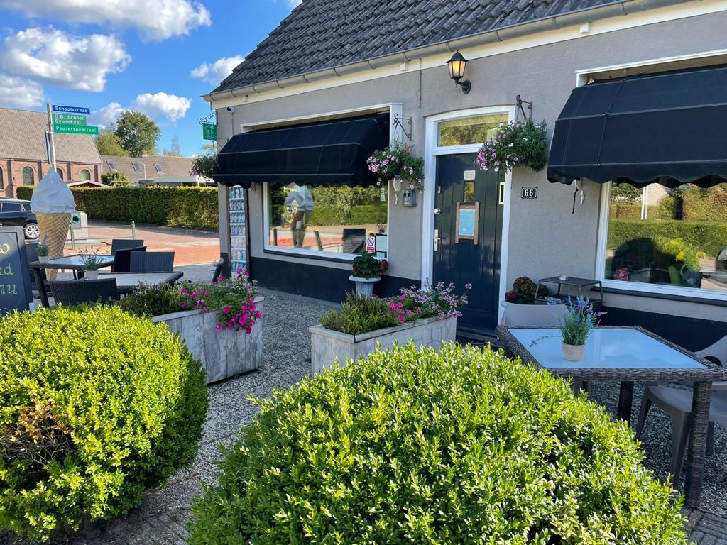 Entree van Eethuis Stap Es In