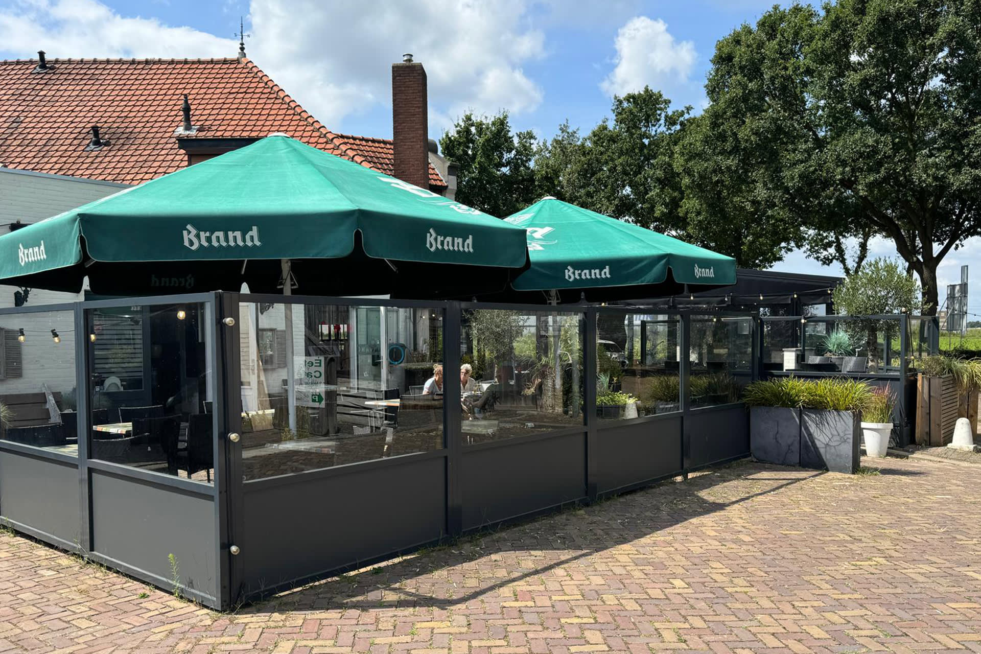 Terras van 't Heukske in Sint Joost