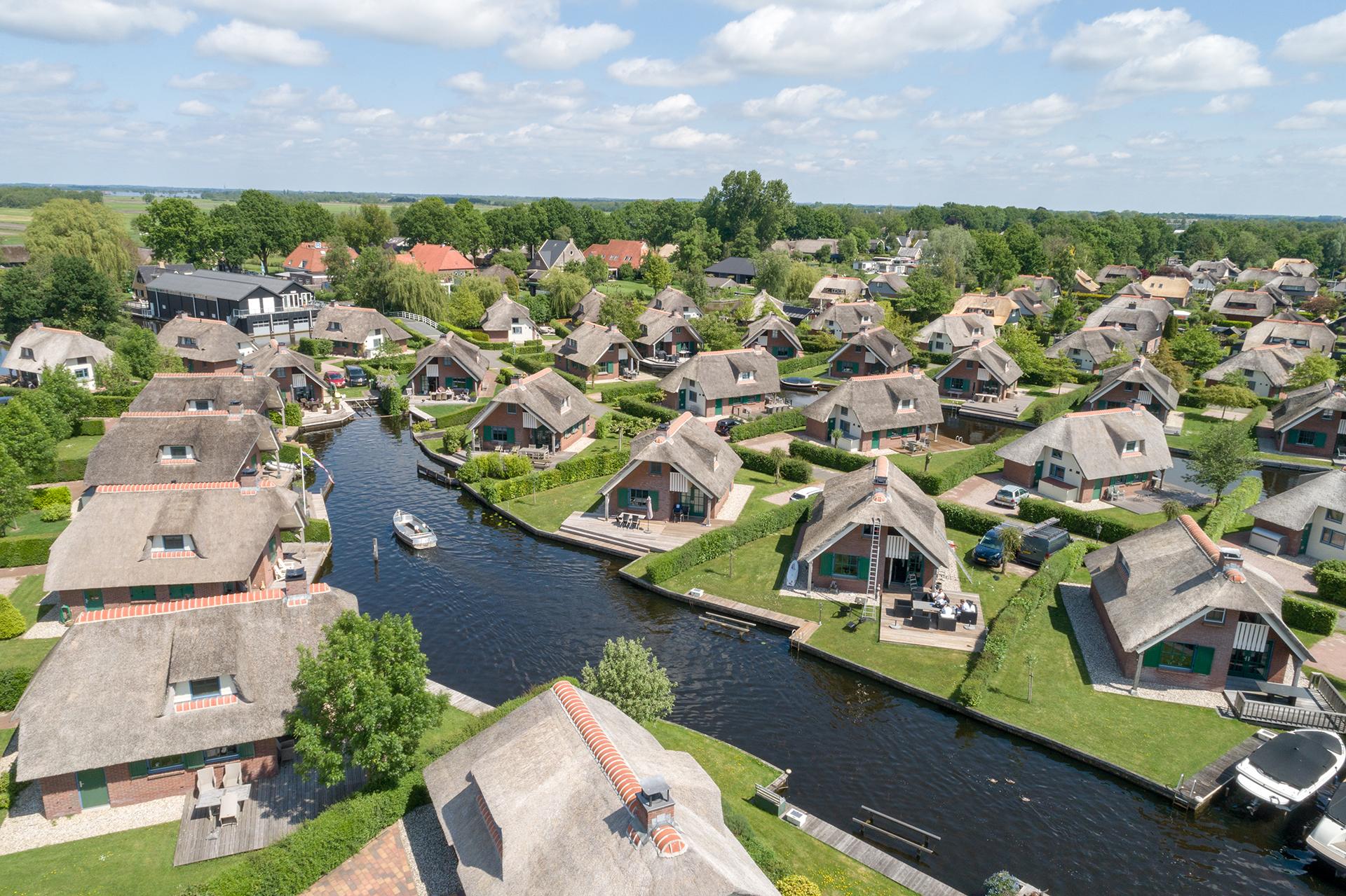 Huisjes aan het water