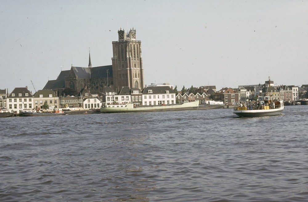 Bed and Breakfast de Logeerboot