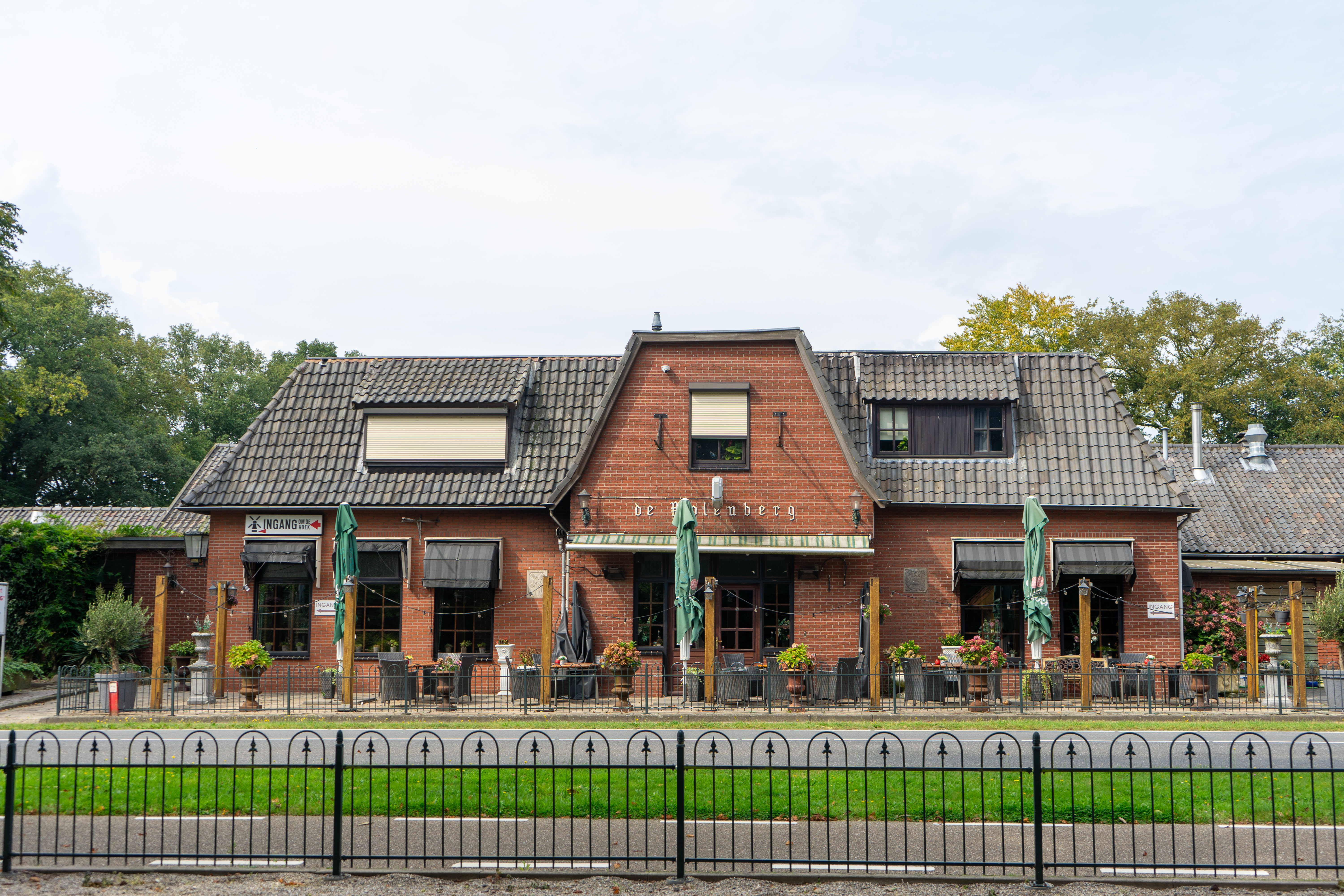 Café Restaurant De Molenberg terras