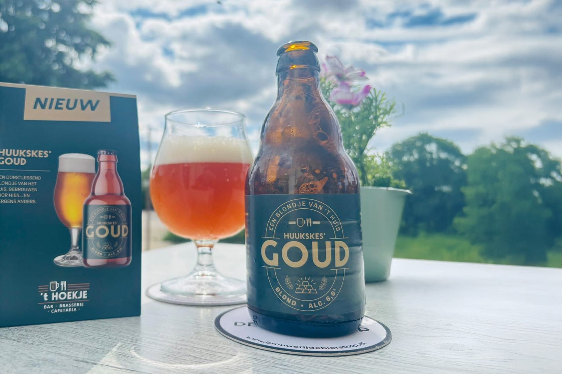 Zonnig terras van 't Hoekje