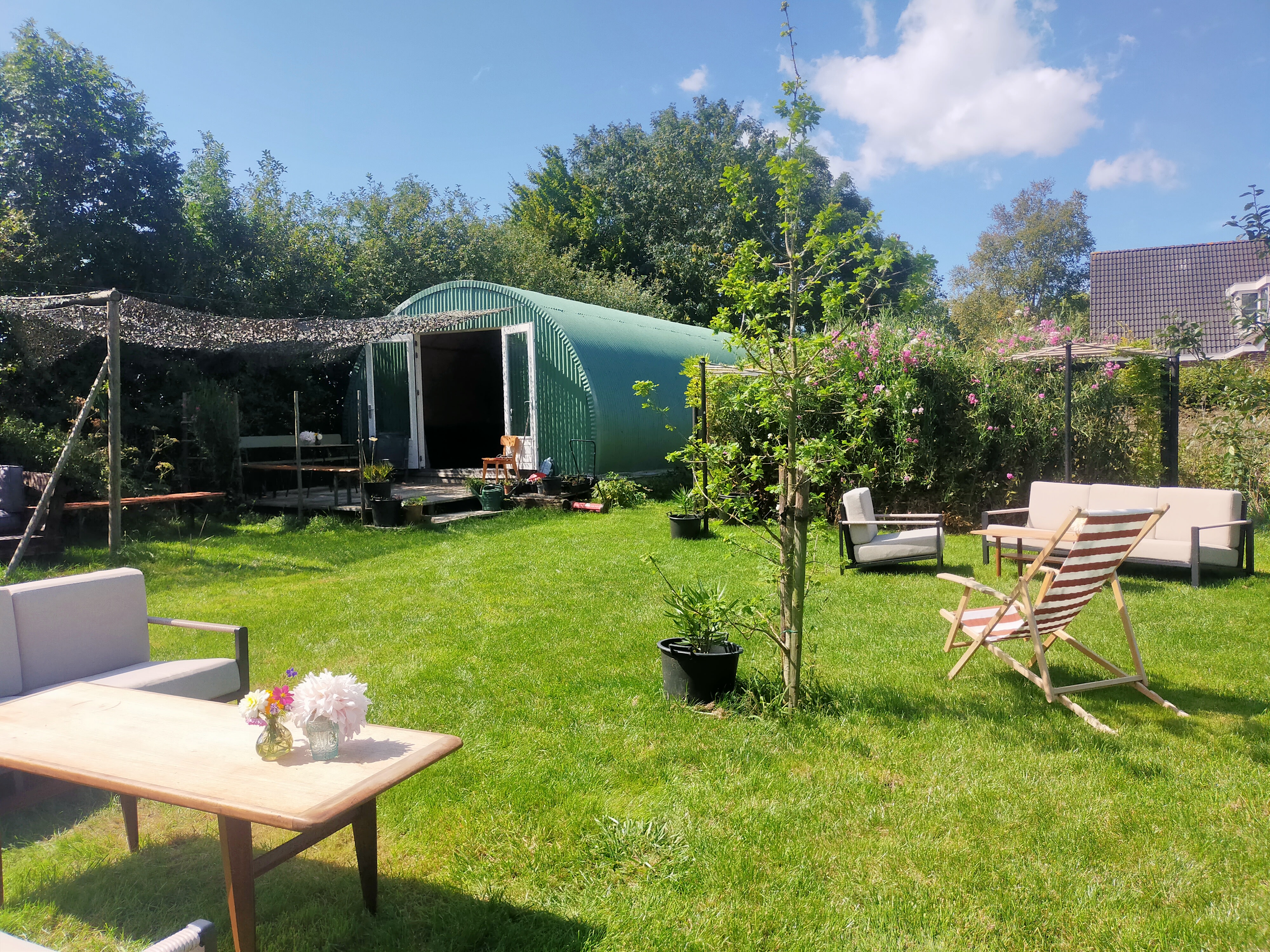 Thee in de tuin - welkom