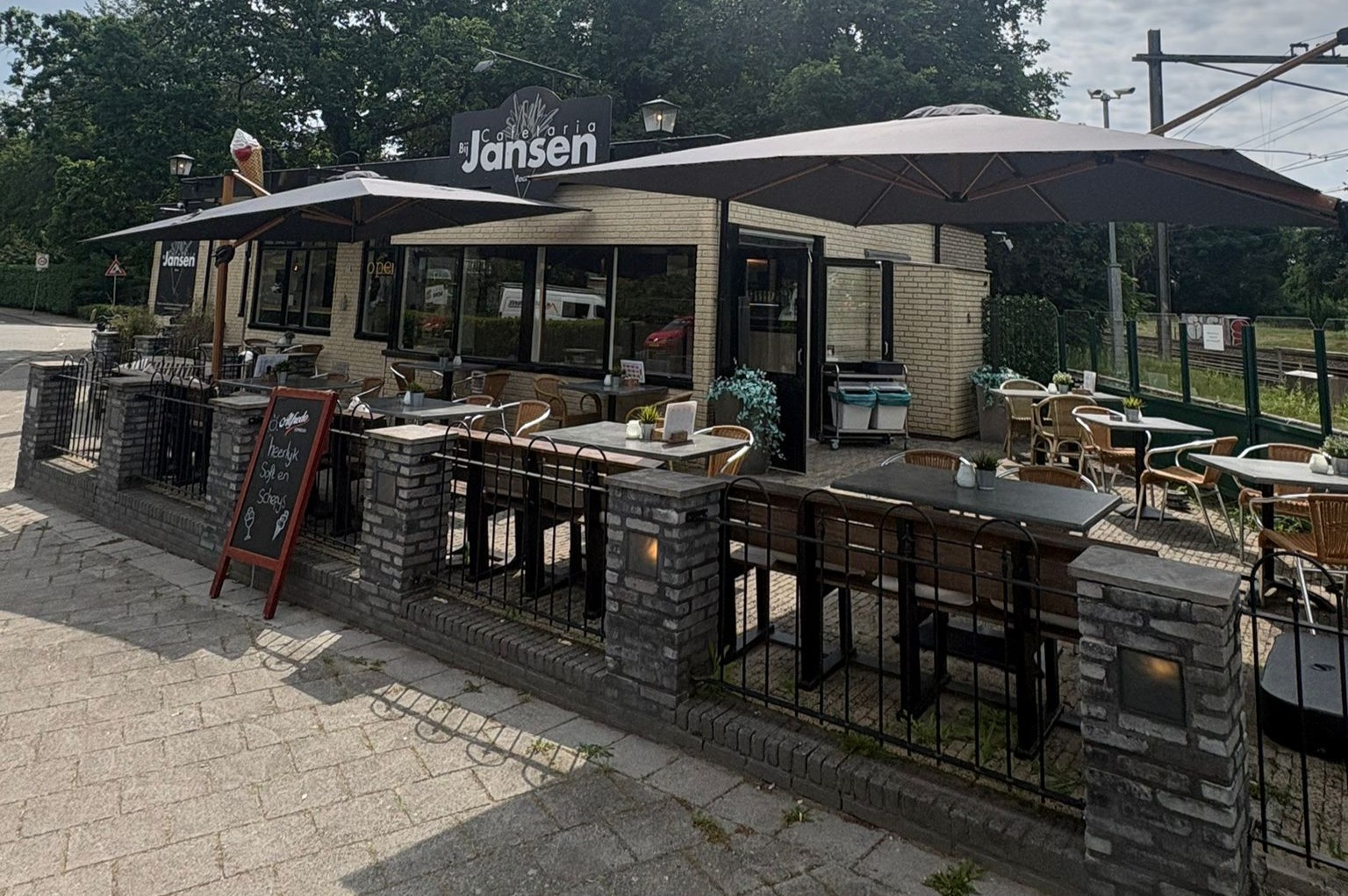Cafetaria bij Jansen Baarn