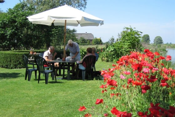 Gezellige sfeer bij Theetuin de Winde